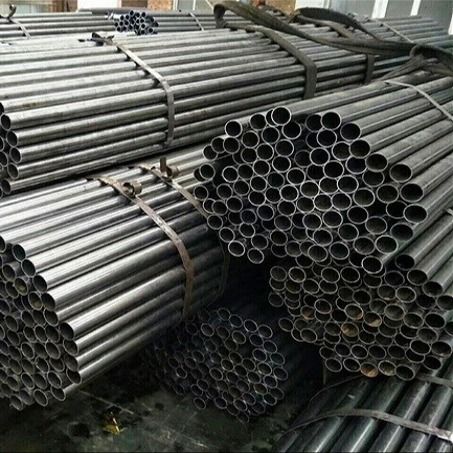Bezszwedzone rurki ze stali węglowej ciągnięte na zimno A106 A333 A335 Api 5l Rurka spawana X42 X46 X80