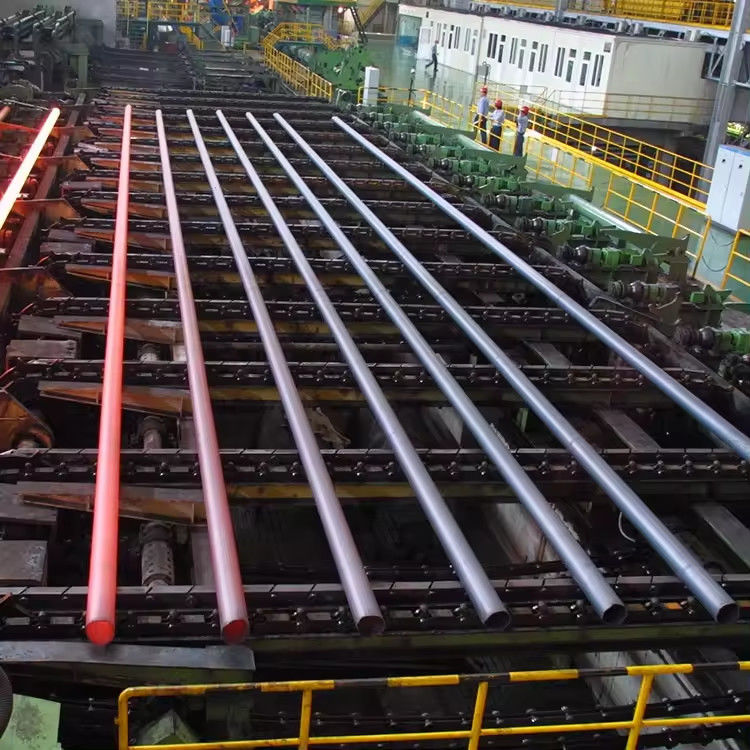 Astm A53 Sch40 24 Inch Api 5l X70 Psl2 Sch 60 HR Bezszwedzka Rurociąg ze stali węglowej do wodociągów